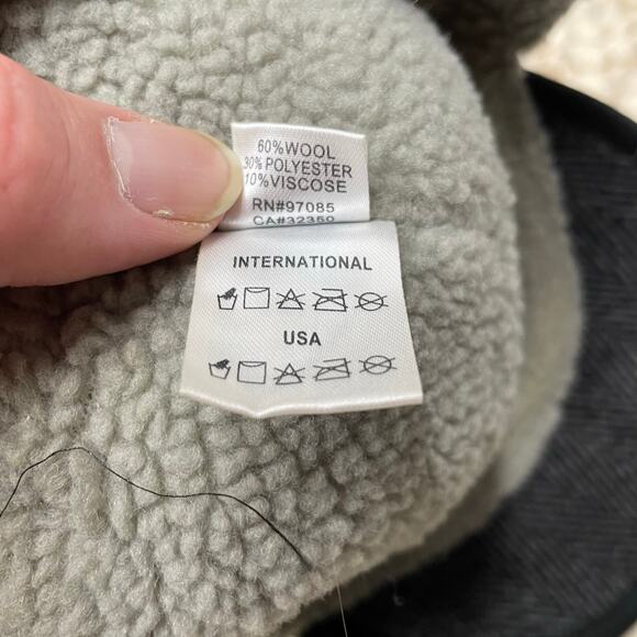 Outdoor Research Yukon Cap in Charcoal/Herringbone Wool Blend SZ Medium EUC - Picture 9 of 16